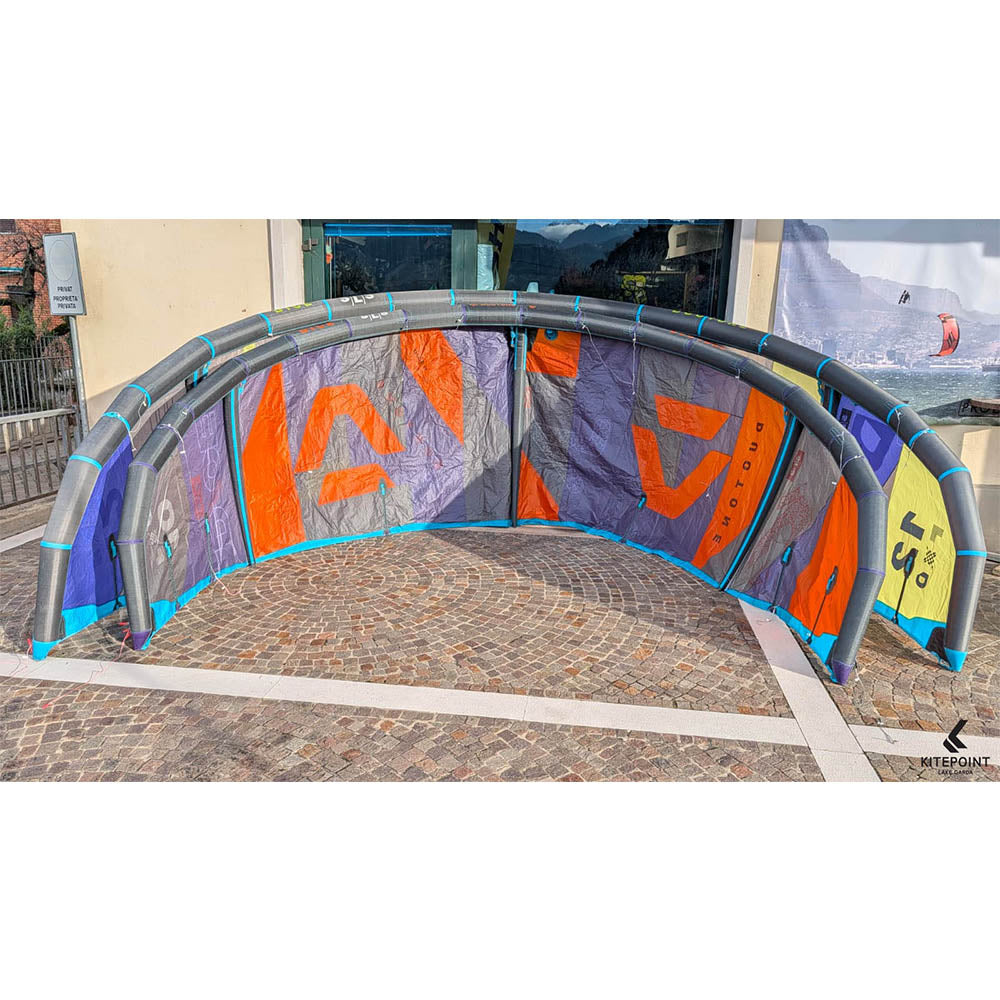 Vela per kitesurf DUOTONE DICE SLS 10 2024 usata