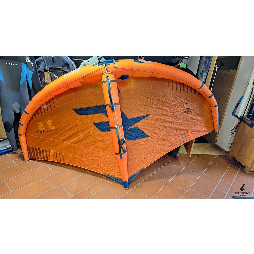 Vela per wing foil F-ONE STRIKE V2 3.5 2022 usata
